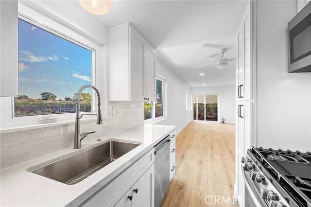 Building Photo - 213 Avenida Lobeiro