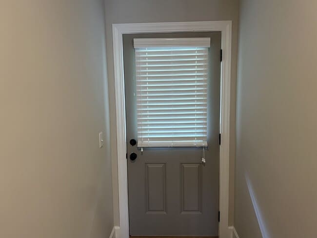Building Photo - 2BD 2BA CONDO WITH GARAGE FOR RENT IN ALGOOD