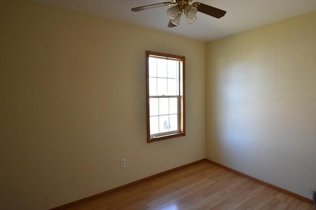 Building Photo - 2422 Wiard St