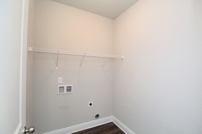 Building Photo - Modern 3BR/2BA Home in Millview Estates with Open Layout, Granite Kitchen, Stainless Steel Applia...