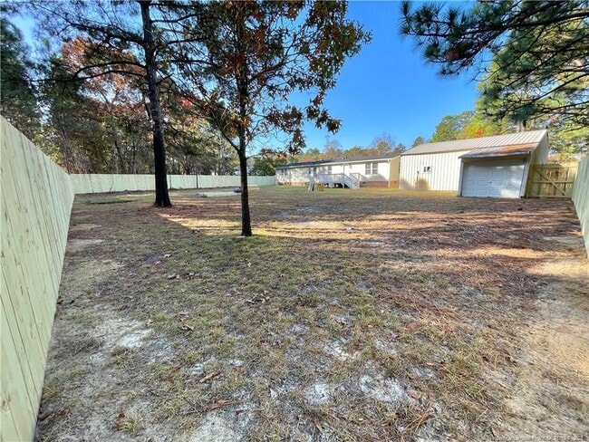 Building Photo - 140 Gibbs Rd