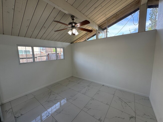 Building Photo - 4 bedroom in El Cajon
