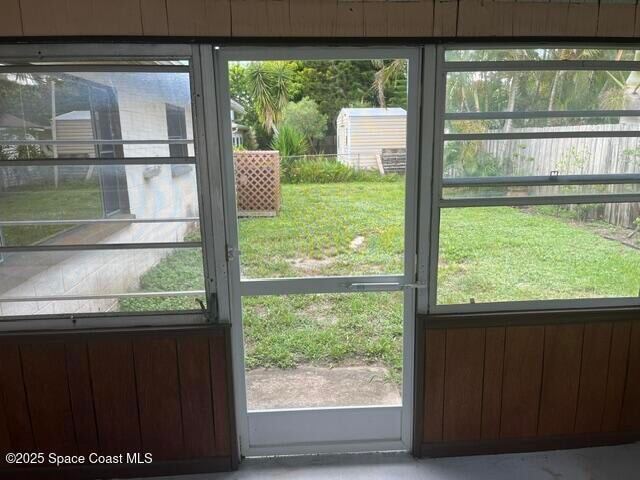 Building Photo - 978 Nagle Dr