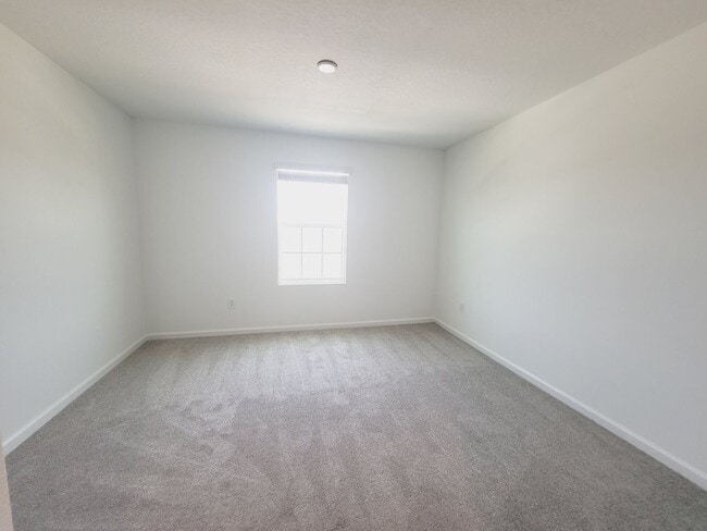 Building Photo - 3 Bedroom 2.5 Bathroom Townhome For Rent with 1 car garage in Kissimmee - NEAR DISNEY!