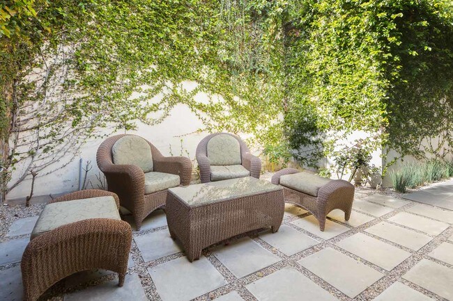 Building Photo - 6609 Whitley Terrace