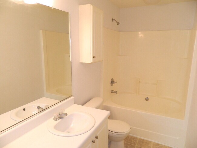Building Photo - 5254 Aruba Cir