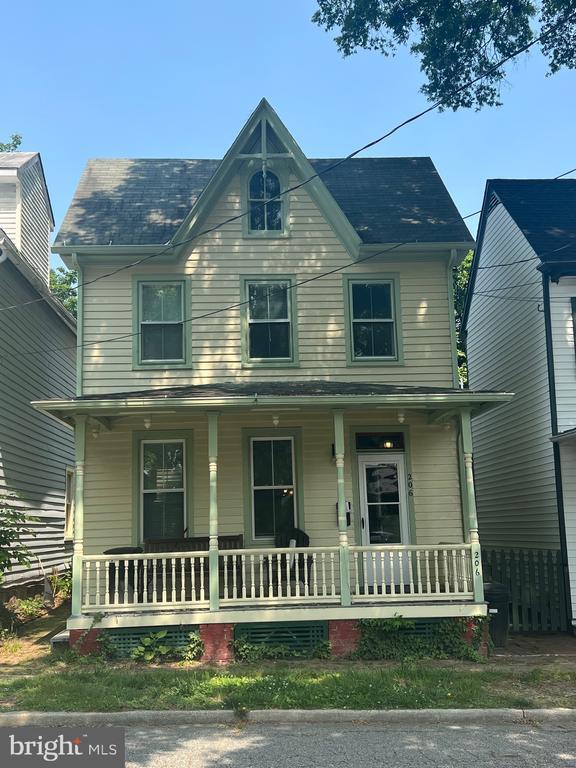 Building Photo - 206 N Mill St