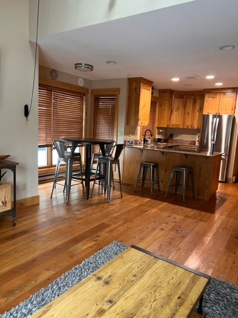 Building Photo - 185 Golf Terrace Dr