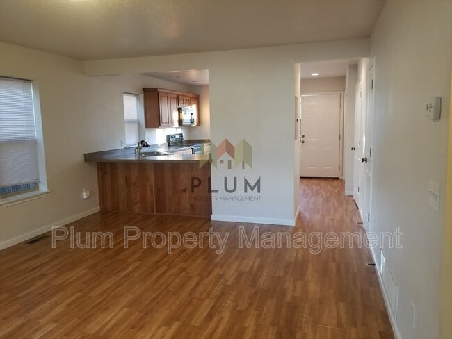 Building Photo - 2115 Mount Ave