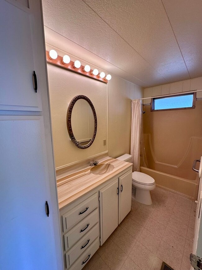 Building Photo - 16300 Rhyolite Cir