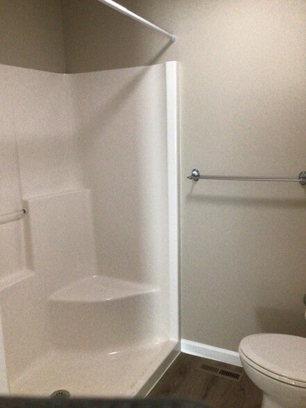 Building Photo - 3134 New Hope Dr