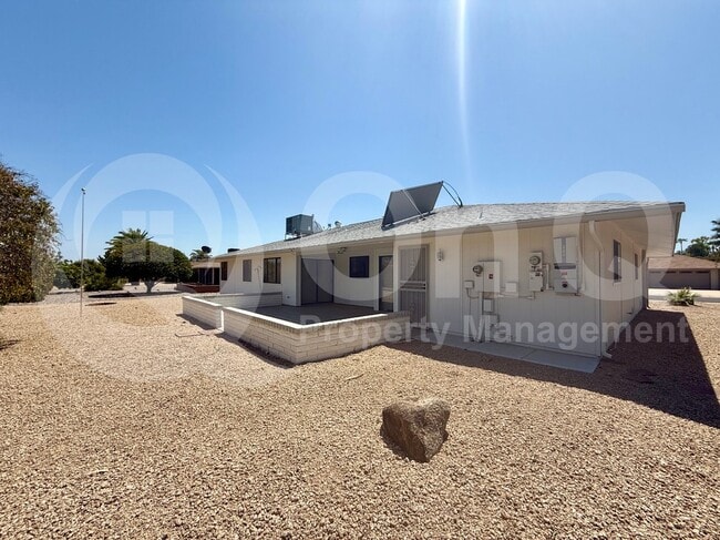 Building Photo - 12810 W Blue Bonnet Dr