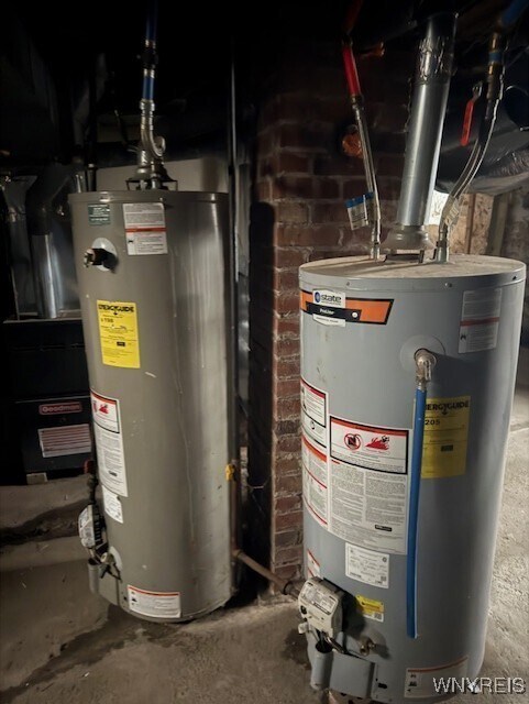 Building Photo - 2255 Genesee St