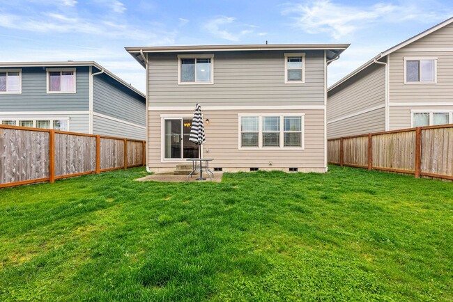 Building Photo - Modern 4-Bed Tacoma Home | Energy Efficien...