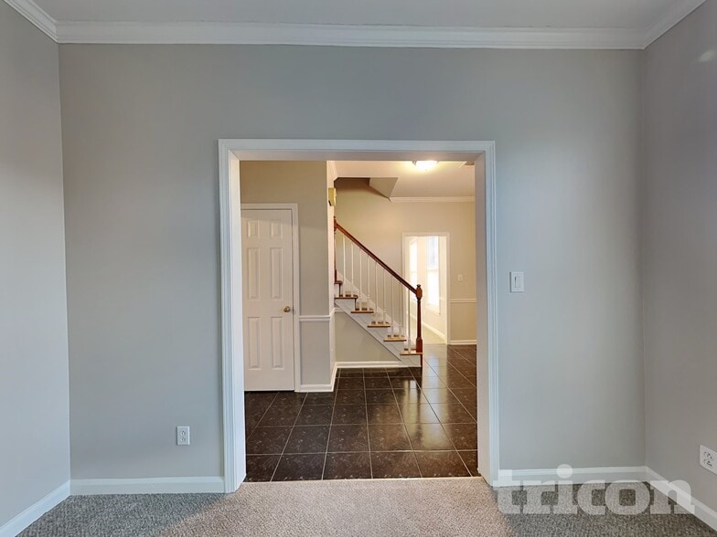 Building Photo - 4112 Trotters Way Dr