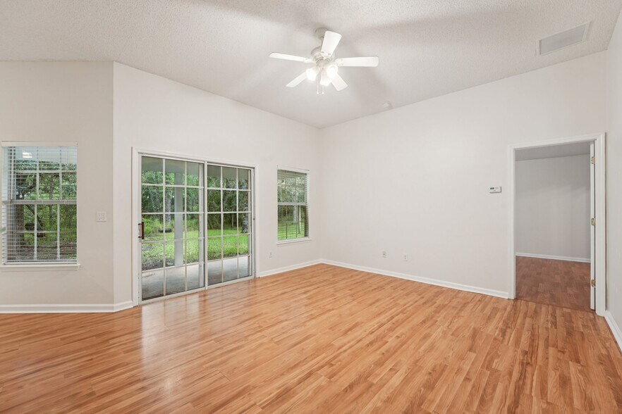 Building Photo - 808 South Edenbridge Way