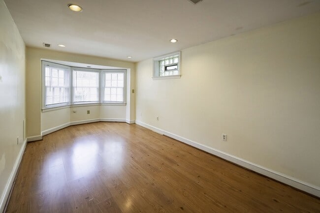 Building Photo - NW DC - Timeless Elegance Meets Modern Comfort in AU Park (with Pool!)