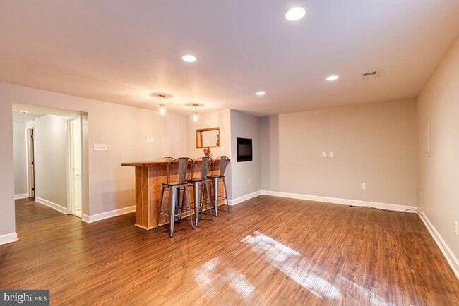 Building Photo - 1640 Mt Airy Ct