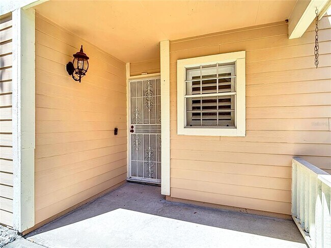 Building Photo - 3611 Pine Knot Dr