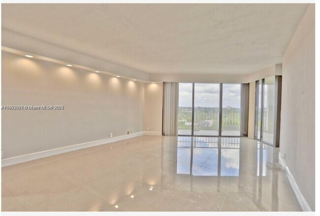 Building Photo - 4000 Towerside Terrace