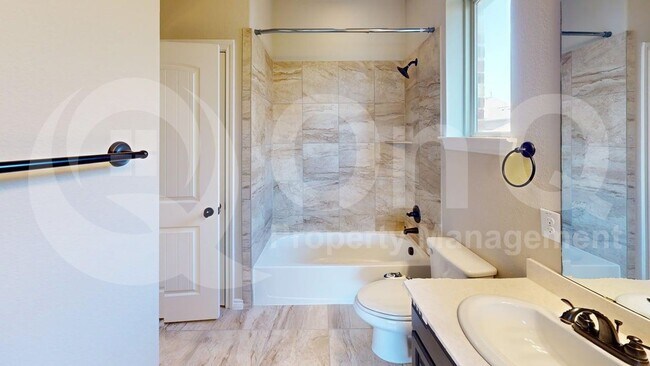 Building Photo - 1108 Horsetail Dr