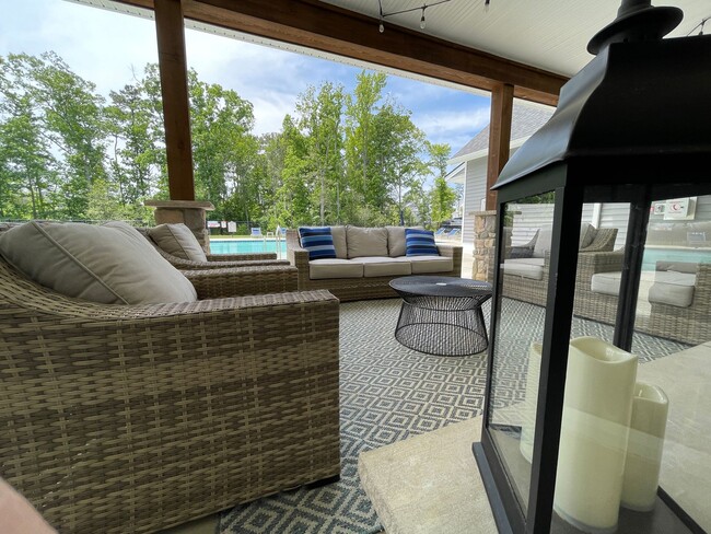 Building Photo - Wren | 3 Bed 2.5 Bath | Garage | 1729 sf