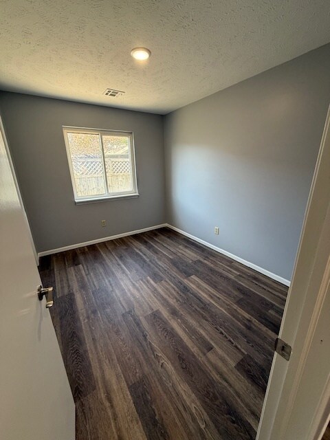 Building Photo - 1406 Martin Ave