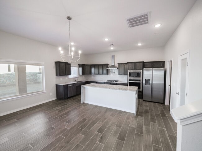 Building Photo - 917 Ada Ln