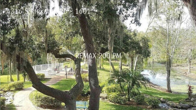Building Photo - 4316 S Kirkman Rd
