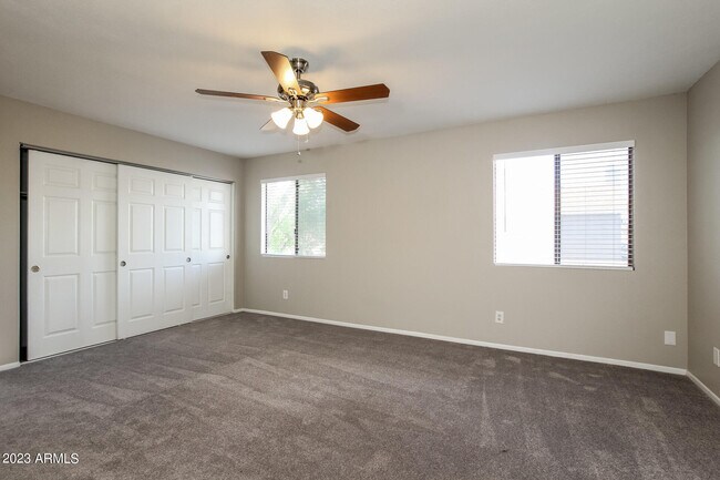 Building Photo - 5322 W Riviera Dr