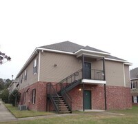 Building Photo - Great 3 bedroom / 2 Bath in Denham Springs