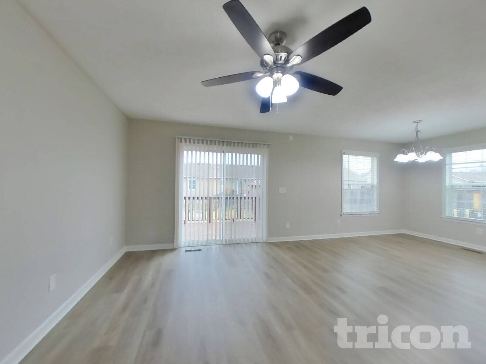 Building Photo - 1820 Elizabeth Ln