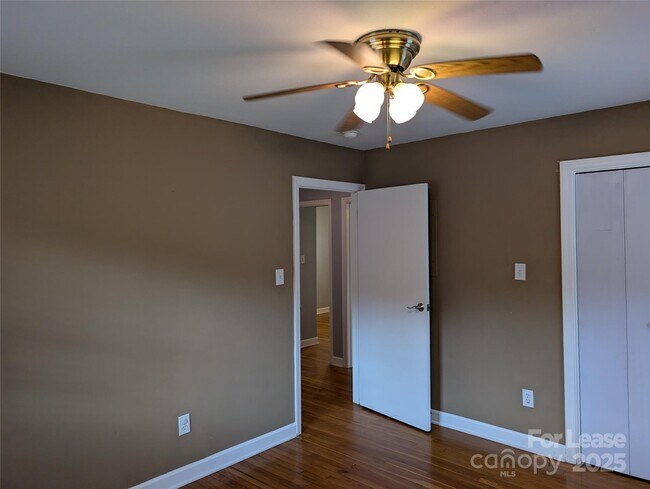 Building Photo - 155 Hamptons Cove Rd