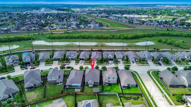 Building Photo - 20230 Creekdale Bend Dr