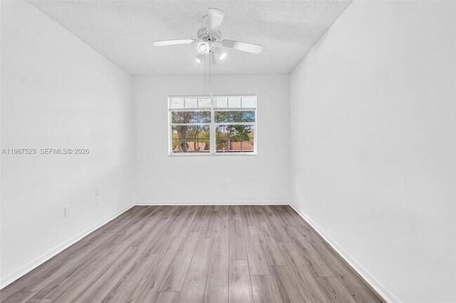 Building Photo - 1701 NW 96th Terrace