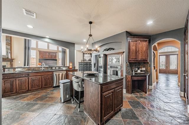 Building Photo - 3909 Aquatic Dr