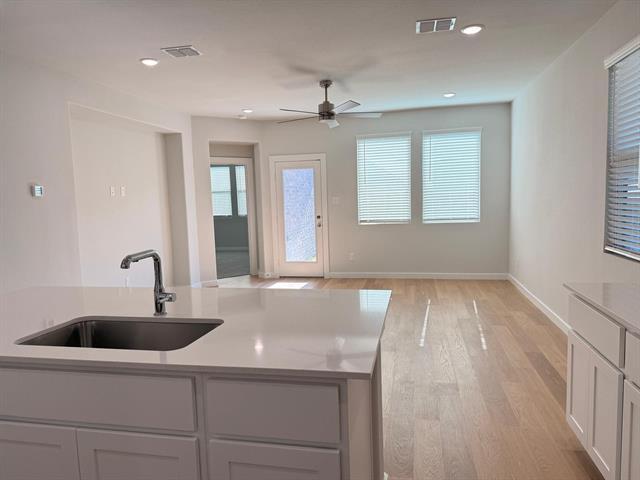 Building Photo - 1007 Knox River Dr