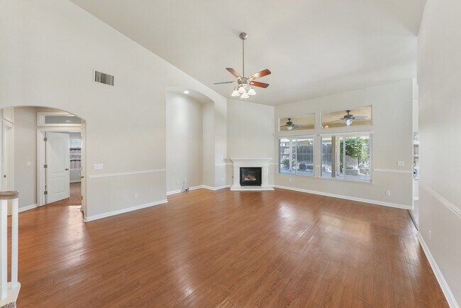 Building Photo - 1022 Prosperity Dr
