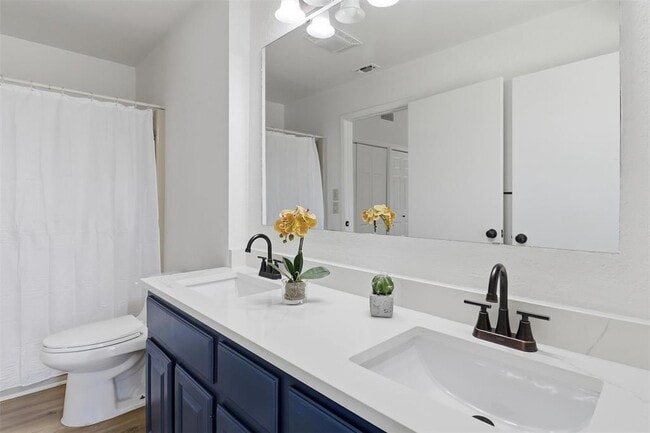 Building Photo - 100 Bay Point Dr