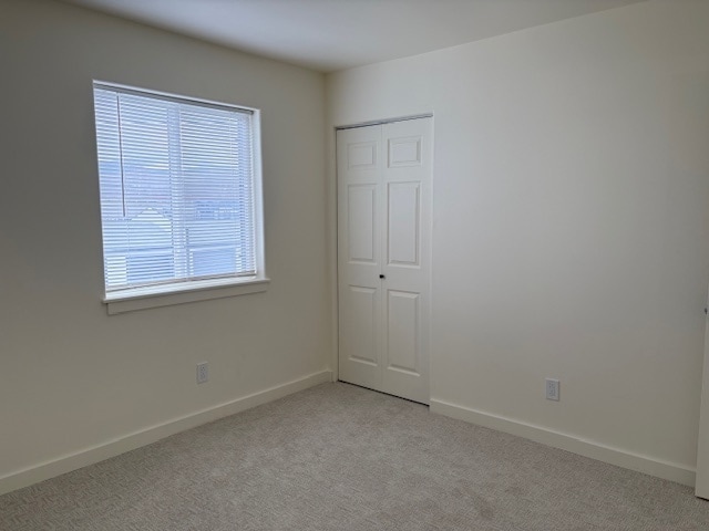 Building Photo - 2414 Leo Ave