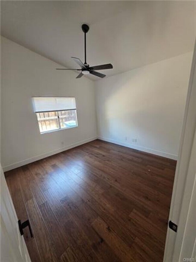 Building Photo - Welcome to this beautifully remodeled single-story home