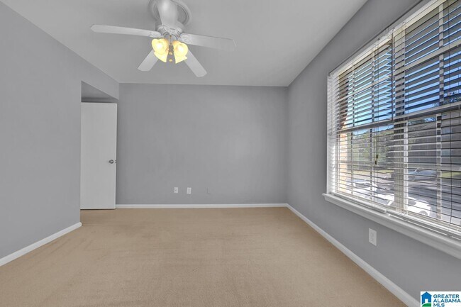 Building Photo - 2060 Montreat Dr