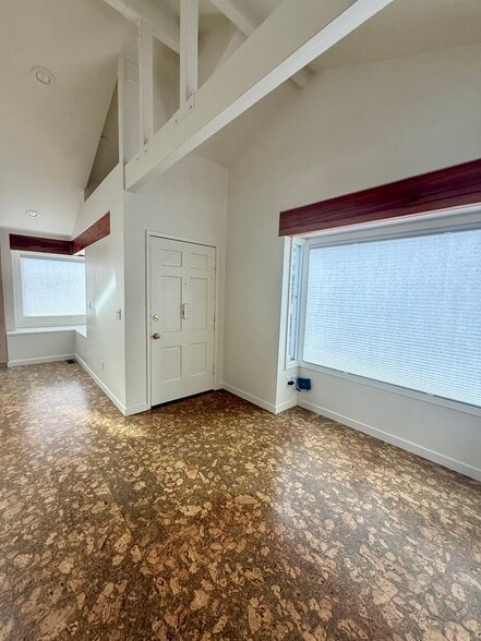 Front Door/ Dining area - 1256 Hopkins St