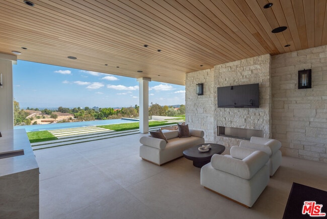 Building Photo - 5340 Whitman Rd