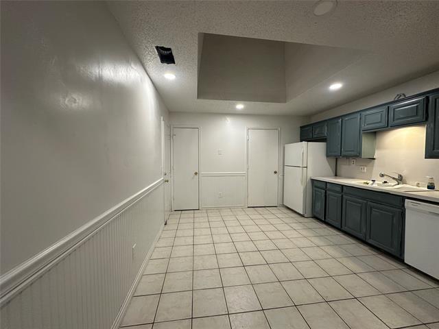 Building Photo - 1104 University Dr