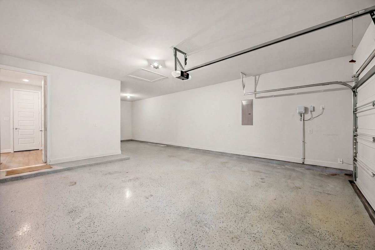 Building Photo - 2035 Taylor Marie Trl