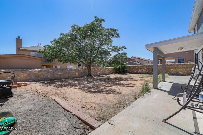Building Photo - 3329 Tierra Yvette Ln