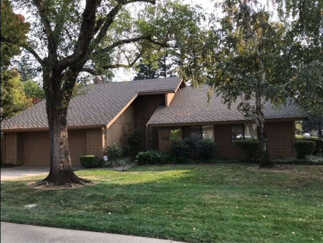 Primary Photo - 4724 Quail Meadow Way