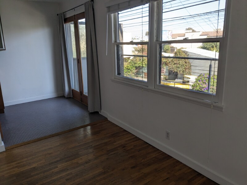 Building Photo - 250 3rd Ave