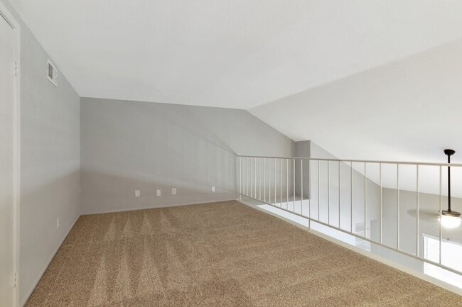 Building Photo - 14777 Wunderlich Dr